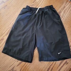 Nike Black Athletic Shorts Men Size XL EUC